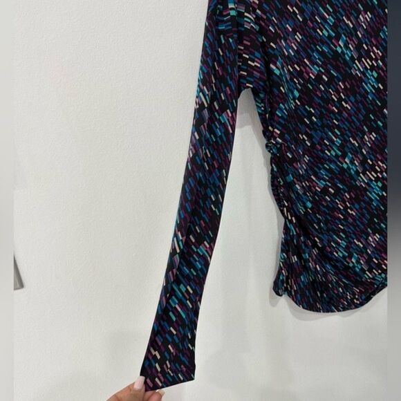 Vince Camuto Long Sleeve Multicolor Printed Retro Top Sz Small - Picture 7 of 10